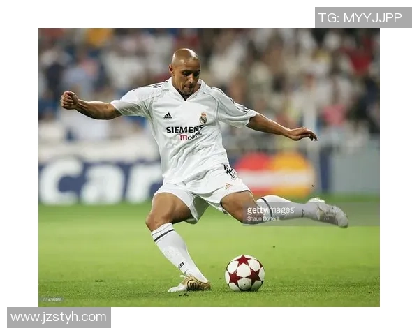 蒂埃里·亨利：传奇前锋的辉煌生涯与足坛影响力解析